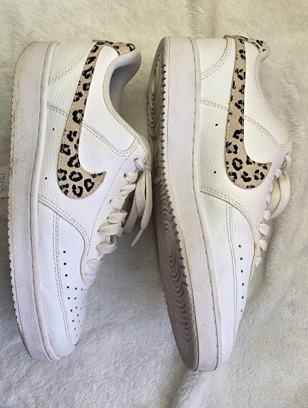Nike Air Force One Women's White Sneakers with Leopard Swoosh Sz 8.5